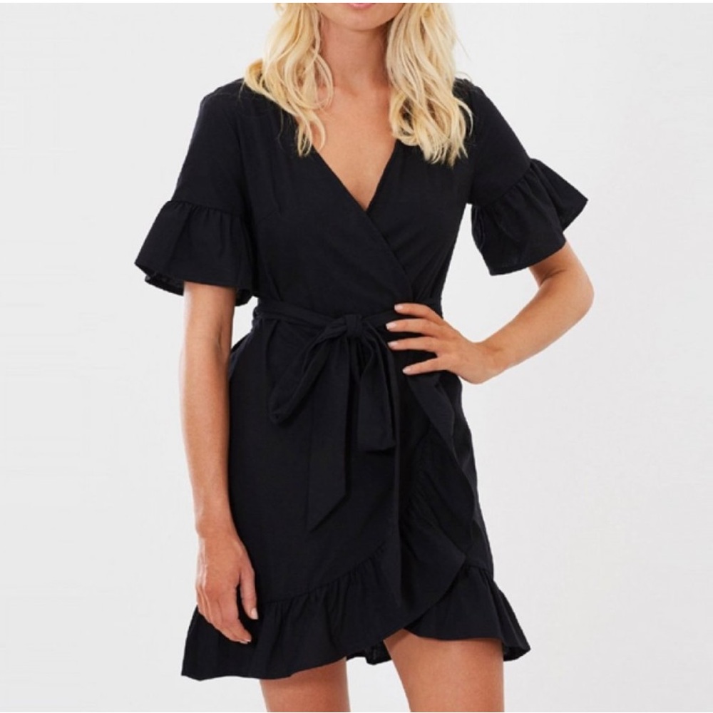 Charlie Holiday Vacay Wrap Dress in Black Linen ruffle mini